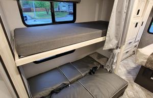 Meander 2022 Forest River LE 3251DSLE