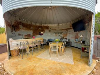 On The Rocks Glamping Resort