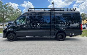 Black VanLife 3, Luxe Cruiser 24ft