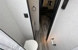 Private RV | Sleeps 8 | Clean & Fully Equipped