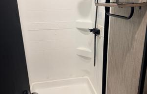 2022 Durango Durango D348BHF RV rental photo 9