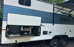 2024 Zinger ZR290KB RV rental photo 19