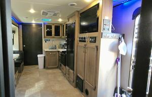 Mountaineer-  Solar Lux bunkhouse! InlandNWRentals