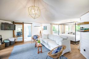 Wahwahtaysee Resort