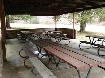 PHILLIPS CREEK GROUP PICNIC AREA