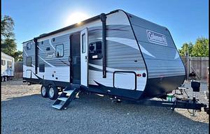 2019 Dutchmen RV Coleman Lantern LT Series 17RD
