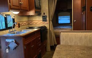 2013 Winnebago Access 24V