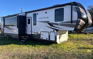 Keystone Avalanche | Large Double Suite w/ 2 Baths