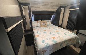 Spacious Family Bunkhouse