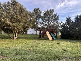 Country Cabins & RV Park
