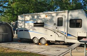2011 Jayco Jay Feather Select X23B RV rental photo 1