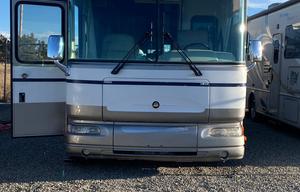 2001 Gulf Stream RV Independence 8704