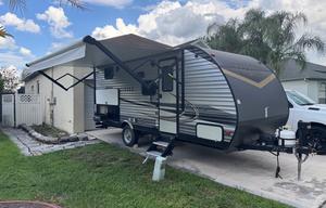 Orlando Bunkhouse Trailer, EasyTow, Sleeps Up to 8