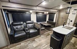 Family Bunkhouse w/ Outdoor Kitchen & Delivery