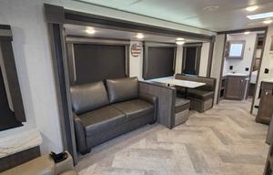 Fireside "Far Lux" 2021 East to West Alta 2850KRL