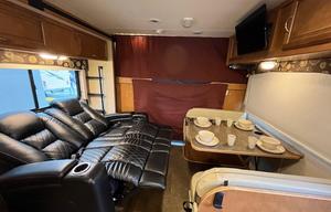 MIRA - 2017 Winnebago Minnie Winnie 31H