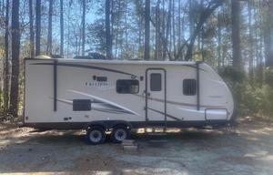 2017 Coachmen RV Freedom Express 23SE RV rental photo 6