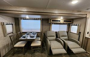 Coach – Your Ultimate Couples' Retreat