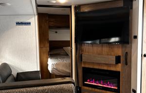 Spacious 2024 Campsite Reserve 26CJ