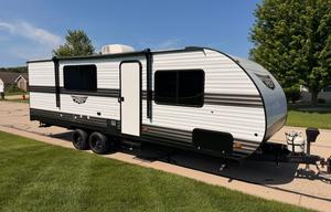 2024 Wildwood FSX 266Bhle Bunkhouse — Sleeps 6
