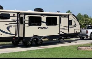 2018 Keystone RV Premier Ultra Lite 31BKPR