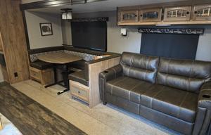 Large Trailer Sleeps 9