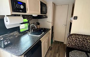 2017 Winnebago Micro Minnie 1700BH