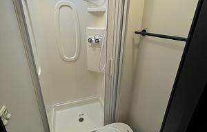 Newly Renovated RV - Minnie - Adventure Machine