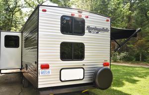 2018 Keystone RV Summerland 2720BH