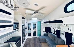 Wildcat Pet friendly RV