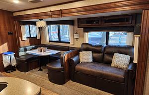 Warrior - The Perfect Getaway for Large Families