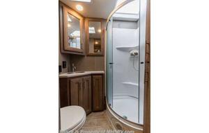 2022 Thor Motor Coach Omni RS36 RV rental photo 11