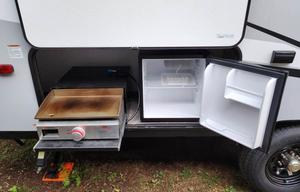 Cute & Clean Camper W/ Sleep Number in Muskegon