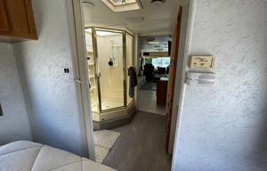 2000 Four Winds RV Hurricane 32A