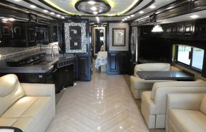 ONE OF THE CLEANEST MOTOR COACHES  OUT THERE