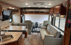 2018 Winnebago Vista 29VE