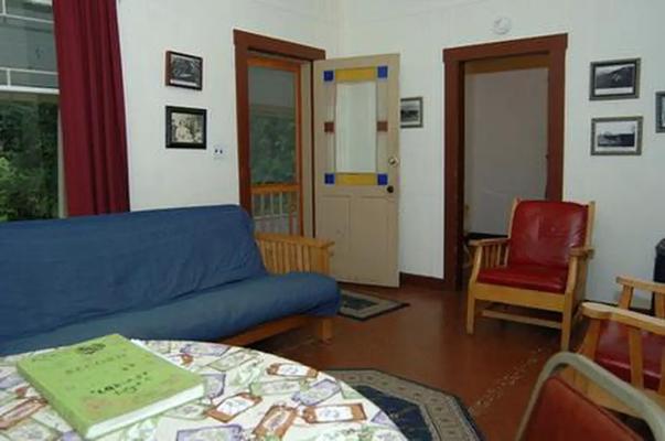 001, Loop: AREA LOUELLA CABIN