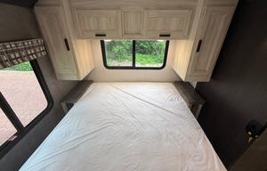 2021 Forest River RV Sunseeker 3250DSLE