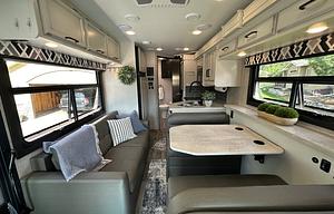 Modern Farmhouse Bunkhouse Motorhome 2022 Alante