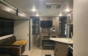 2021 Keystone RV Hideout 318BR RV rental photo 12