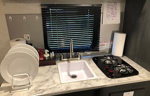 Beep-Beep- family friendly RV-Sleeps5,Bath,kitchen