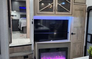 2023 Grand Design Momentum 399TH-R