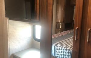 2022 Winnebago Vista 31B