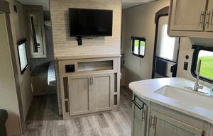 Fam Friendly 2023 Coachman Catalina 261BHS