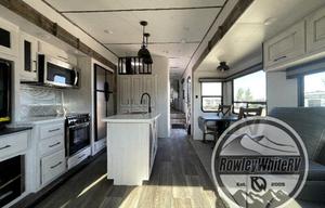 Spacious & Comfortable Home Away