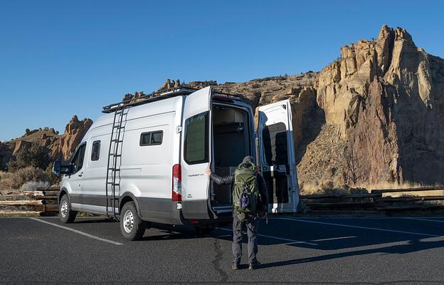 2021 Ford Transit AWD, Hot shower, roof deck