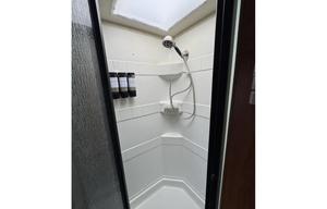 2010 Coachmen Freelander | Clean & Roomy Family RV
