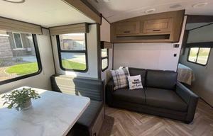 Family Friendly 2022 Cruiser Shadow Cruiser BH