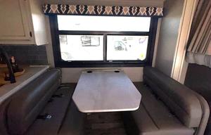 Rare King Bed | Auto Leveling | Easy to Drive