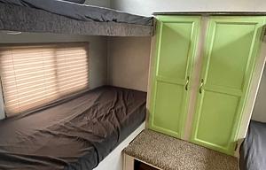 Quad Bunk Pet Friendly Coachmen RV Freedom Express 29SE